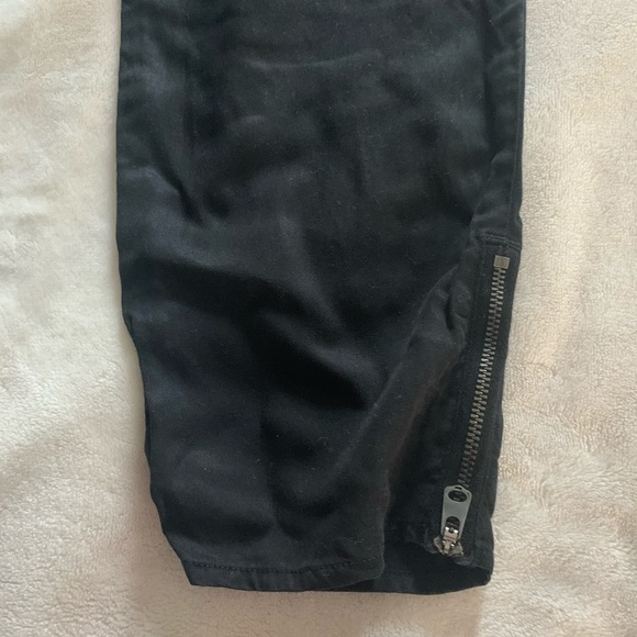 A&F Pants - Picture 3 of 6